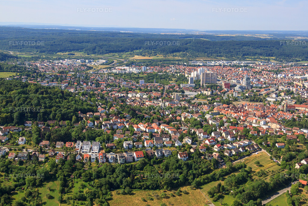 Luftbild: Oberer Schützenrain in Leonberg im Bundesland Baden-Württemberg in Deutschland. Foto: IMG_70051.jpg vom 06.07.2014 durch Werner Riehm/FLY-FOTO.de – Auflösung des Originals: 4752 x 3168 px