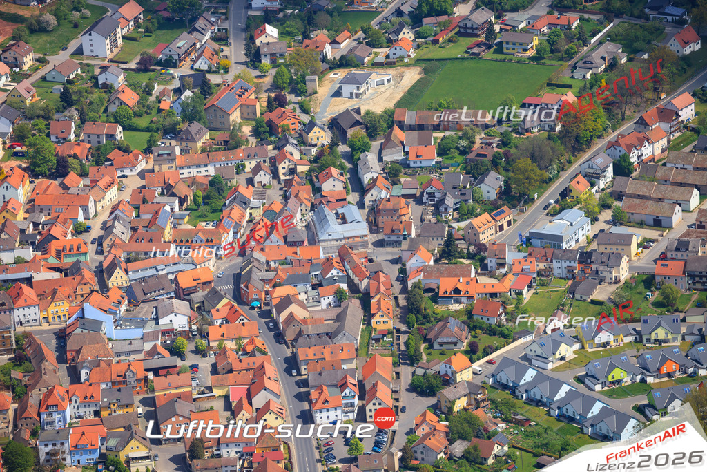 Die Luftaufnahme der Stadt Pressath wurde vom UL-Flugzeug heraus erstellt ( keine Drohne )- hohe Auflösung für beste Qualität