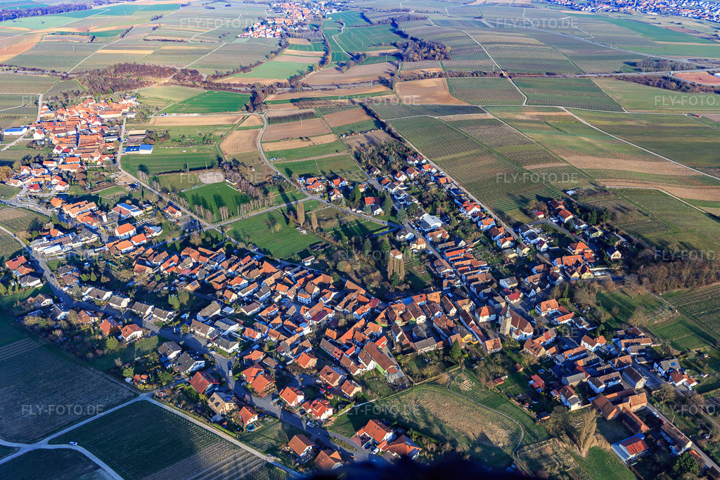Luftbild: Ortsansicht von Westen im Ortsteil Kapellen in Kapellen-Drusweiler im Bundesland Rheinland-Pfalz in Deutschland. Foto: IMG_105087.jpg vom 24.03.2018 durch Werner Riehm/FLY-FOTO.de