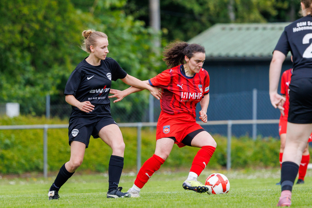20260517-SGMHS-FCH_066 | SGM Hohenmemmingen/Sontheim vs. 1.FC Heidenheim 1846 II, Fußball, Frauen, Bezirksliga Meisterrunde, 2025/2026, 4. Spieltag, 17.05.2026 in Sontheim, Rasenplatz 1(Foto: Michael Bulling) - Realisiert mit Pictrs.com