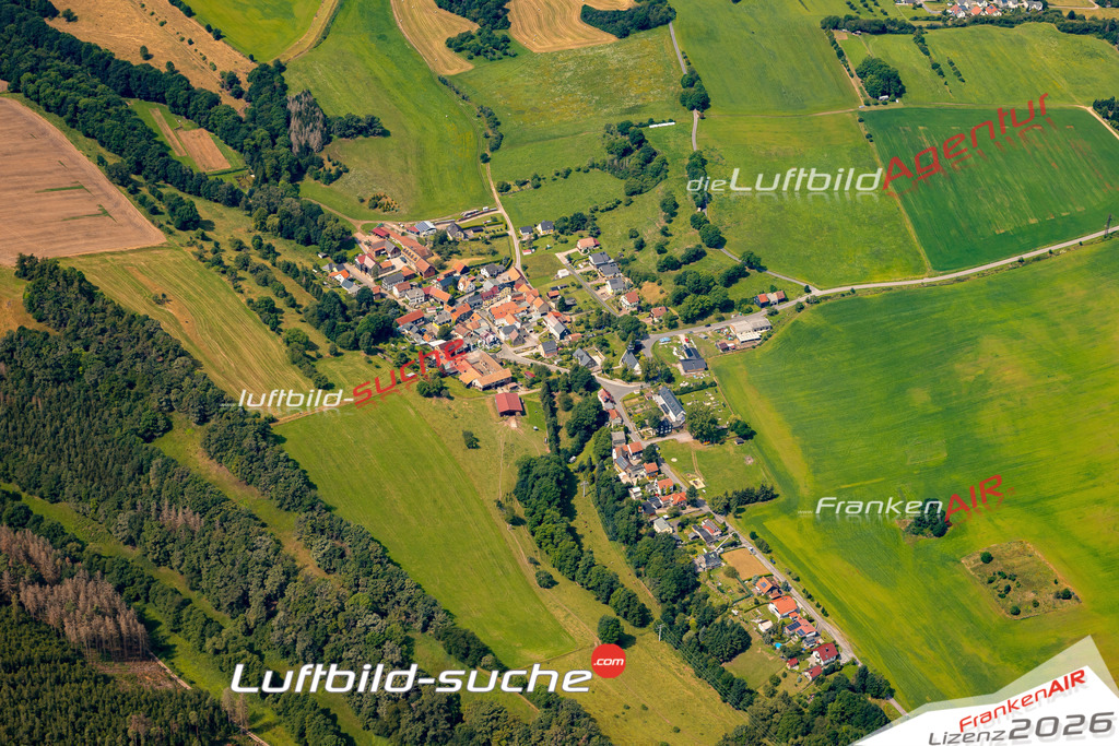 Das Luftbild zeigt : Unterschöbling Königsee - Die Luftaufnahme wurde 2024 vom UL-Flugzeug aus erstellt ( keine Drohne ) - Hochauflösende Luftaufnahme - Für grossformatige Ausdrucke geeignet. Die Geschenkidee !Mit Lizenz und Bildrechte bestellbar