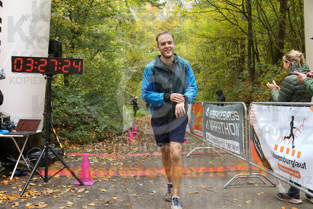 251026_1329_EX1_3549 | Sportfotografie im Rhein-Sieg Kreis, Köln, Bonn, NRW, Rheinland Pfalz, Hessen, etc. Unser Tätigkeitsfeld umfasst den Laufsport vom Volkslauf über den Marathon, Duathlon, Triathon bis zum Ultralauf wie Kölnpfad Ultra oder Schindertrail.