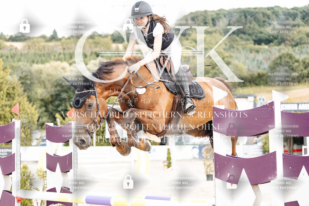 CK902281 | Turnierfotografie Pferdefotografie Trier Rheinland-Pfalz Pferdesport Reitsport Tierfotografie Sportfotografie Pferdevideo Pferdevideografie Equestrianvideography equestrianphotography  - Realisiert mit Pictrs.com