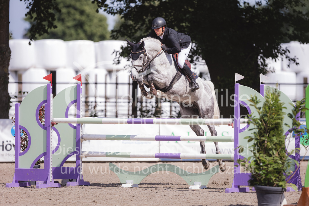 220614_Mühlen_Quali5j-737 | Late Entry Mühlen
Springpferdeprüfung Kl.M* 5j. Qualifikation zum Bundeschampionat
14.06.2022