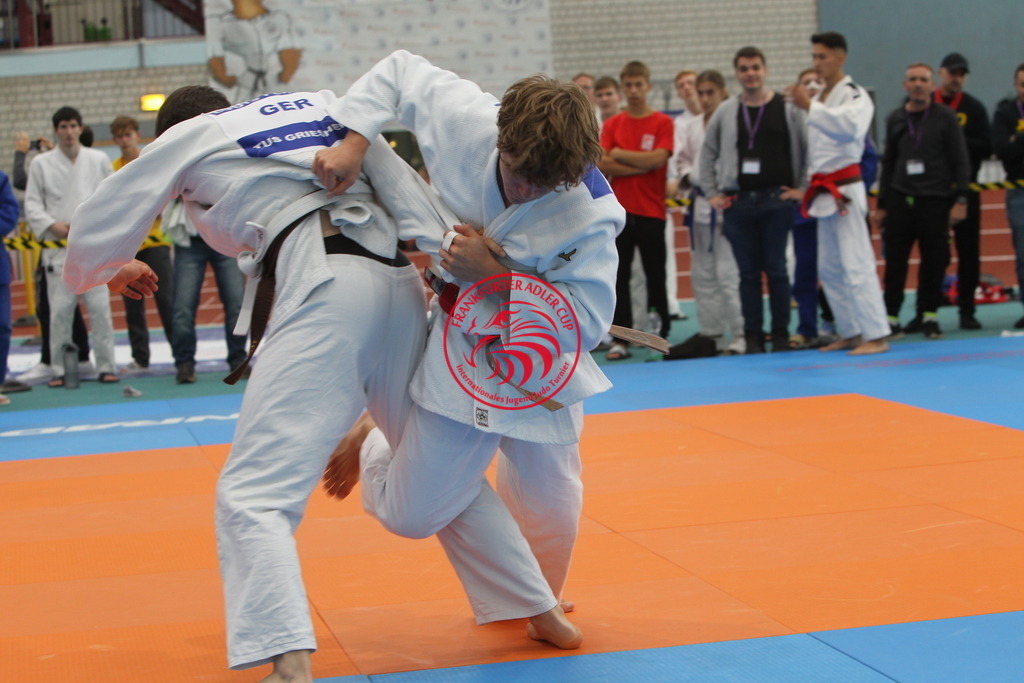 JT6F9161 | Fotos vom Adler Cup - Pictures from Adler Cup

Hier findet Ihr alle Eindrücke und großen Momente der Adler Cup Wochenenden. Here you will find all impressions and great moments of the Adler Cup weekends. - Realisiert mit Pictrs.com