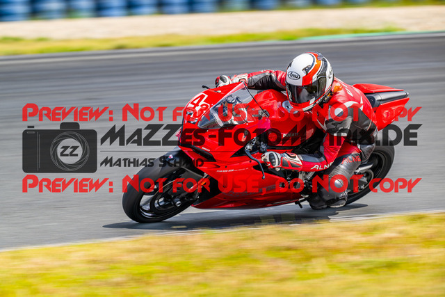 MaZZes_FotoMatrix_240724_6007705_9300 | ROT