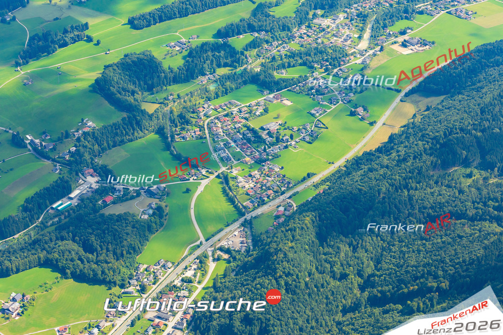 Luftaufnahme von Strobl Vs Google Maps- Die Luftaufnahme wurde 2025 vom UL-Flugzeug heraus erstellt ( keine Drohne ) - Hochauflösende Luftaufnahme - für professionelle Ausdrucke geeignet. Die Geschenkidee !Mit Lizenz und Bildrechte bestellbar
