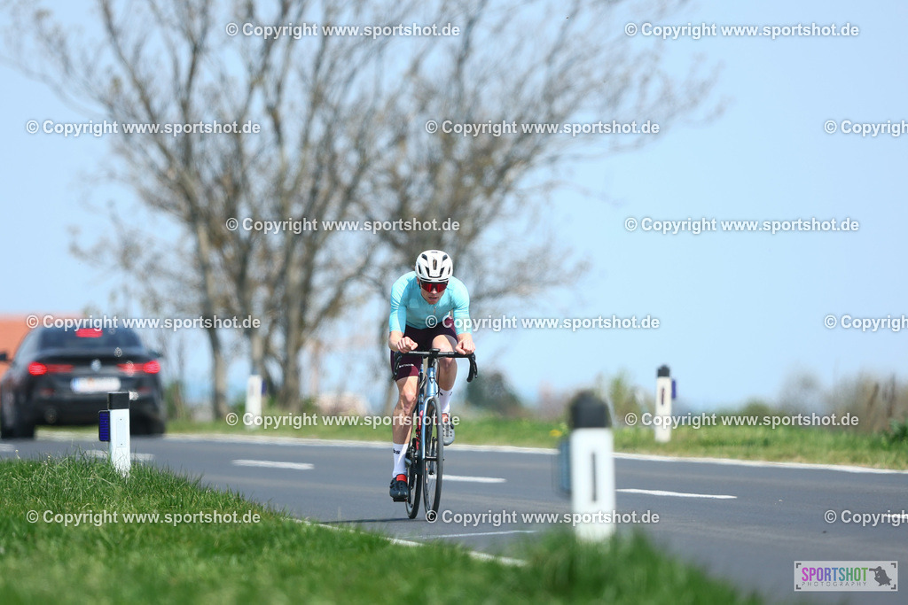 387_TRA55585 | Neusiedlersee Radmarathon 2026@sportshot_your_pictrs #yourpictures#roadtowm2029 #nrm #neusiedlerseeradmarathon #neusiedlersee #neusiedlerseetourismus #burgenland #mörbisch #nrm26 #burgenlandtourismus #voglundco #poweredbyburgenlandtourismus #radsport #rad #marathon #ucigranfondo #visitburgenland #ucigranfondoworldseries