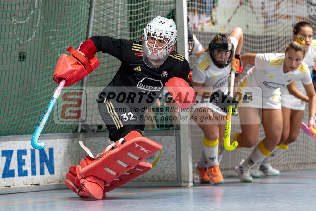 SM_2024-12-20-D85_-640 | 1.Bundesliga Hallenhockey  (W) DCADA - HTHC / 6:5 (3:3)