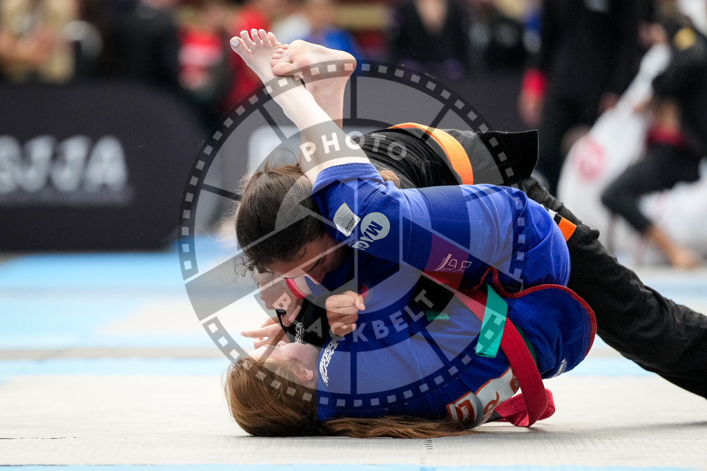 20250920PBB1153 | Athletes compete during the AJP Tour Hamburg International Jiu-Jitsu Championship, on September 20, 2025 in Hamburg, Germany. © Chiara Dazi / photoblackbelt