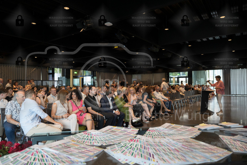 FeusiDiplomfeier_R6OO2940 | Brigitte Münger / bmsportphotography - Realisiert mit Pictrs.com