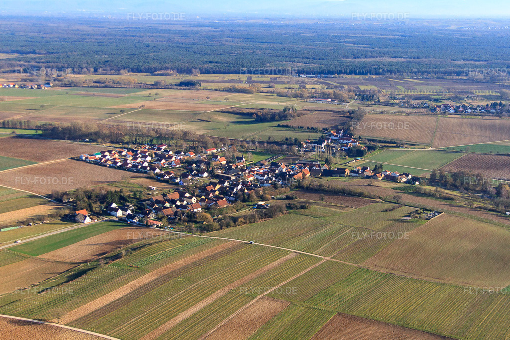 Luftbild: Ortsansicht von Nordwesten im Ortsteil Kleinsteinfeld in Niederotterbach im Bundesland Rheinland-Pfalz in Deutschland. Foto: IMG_62304.jpg vom 24.02.2014 durch Werner Riehm/FLY-FOTO.deAuflösung des Originals: 4752 x 3168 px