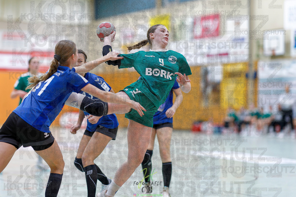 Jugenbundesliga wJB; HSG Kleenheim/Langgöns - SG Kappelwindeck/Steinbach | Jugenbundesliga wJB; HSG Kleenheim/Langgöns - SG Kappelwindeck/Steinbach am 23.11.2025 in Oberkleen (Weidig-Halle)Photo © 2025 - Jörg Heinrich - Realisiert mit Pictrs.com