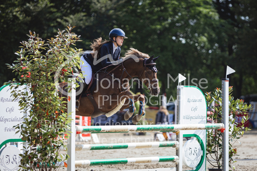 240519_Kalthof_Ponytrophy-233 | Deine schönsten Turniermomente als professionelle Fotos! Entdecke hochwertige Pferdesport-Fotografie im Online-Shop. Jetzt Fotos finden & bestellen!