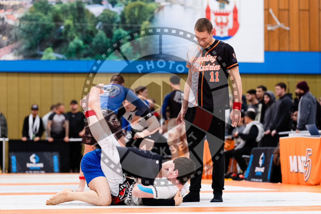20251122PBB14073 | Athletes compete during the Grappling Industries Berlin Jiu-Jitsu and Grappling Championship, on November 22, 2025 in Berlin, Germany. © photoblackbelt