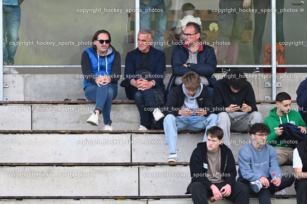 SC Landskron vs. SVG Bleiburg | Besucher Sportanlage Landskron, Headcoach SAK Richard Huber, SC Landskron vs. SVG Bleiburg, SC Landskron vs. SVG Bleiburg am 28.04.2024 in Villach (Sportzentrum Landskron), Austria, (Photo by Bernd Stefan)