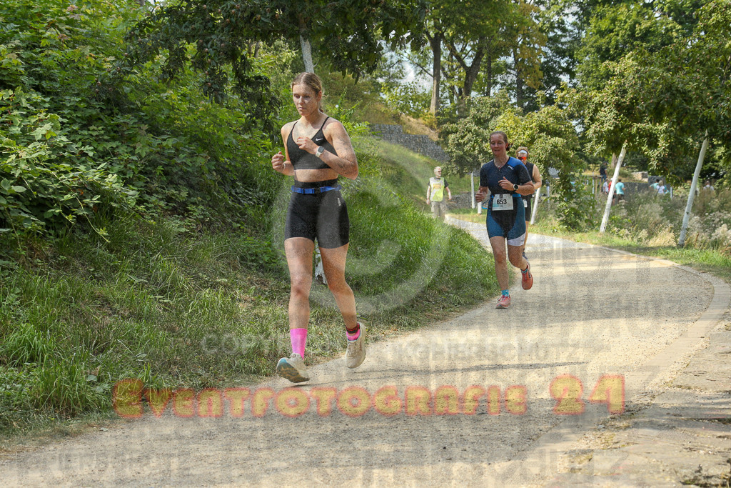 250824_1504_EX1_8435 | Sportfotografie im Rhein-Sieg Kreis, Köln, Bonn, NRW, Rheinland Pfalz, Hessen, etc. Unser Tätigkeitsfeld umfasst den Laufsport vom Volkslauf über den Marathon, Duathlon, Triathon bis zum Ultralauf wie Kölnpfad Ultra oder Schindertrail.