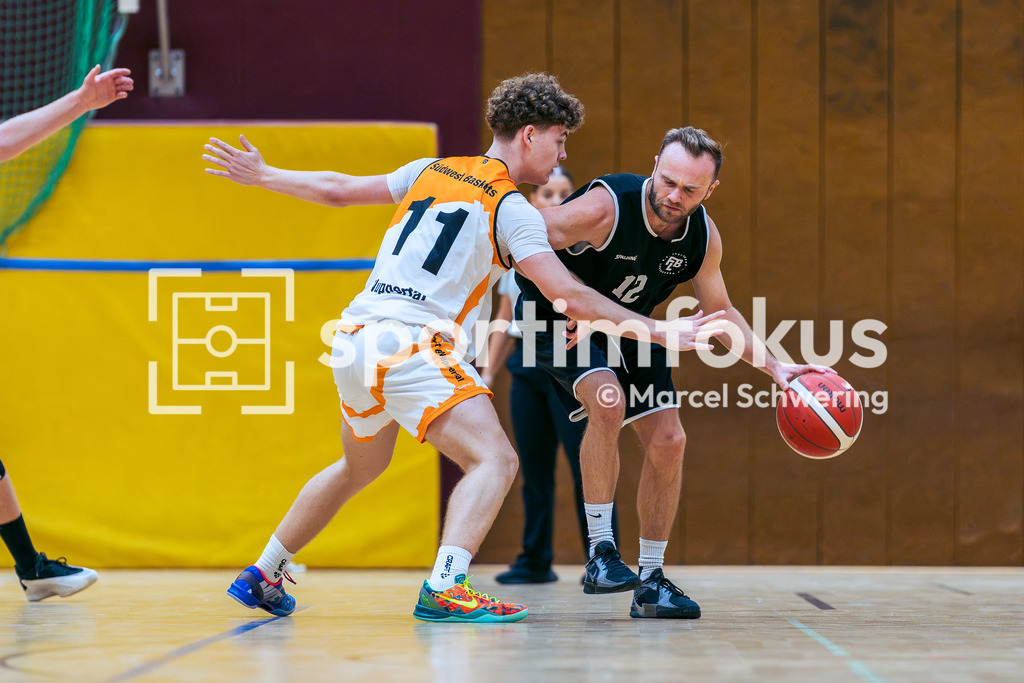 Südwest Baskets Wuppertal – SC Fast-Break Leverkusen | 2. Regionalliga 1 Herren: Südwest Baskets Wuppertal gegen SC Fast-Break Leverkusen, Wuppertal, 19.09.2026. Endstand: 82:71. sportimfokus / Marcel Schwering - Realisiert mit Pictrs.com