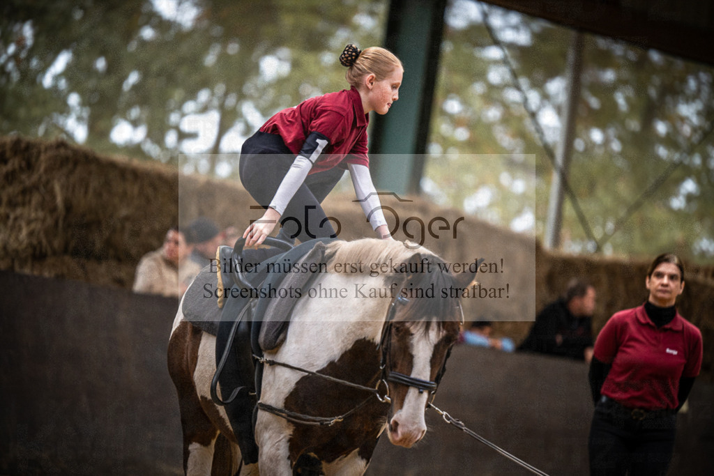 DOS_0229 | Entdecke hochwertige Reitturnierfotos von Foto Oger. Professionell, emotional und authentisch – jetzt Lieblingsmomente im Shop bestellen.Deutschlandweite Turnierfotografie. - Realisiert mit Pictrs.com