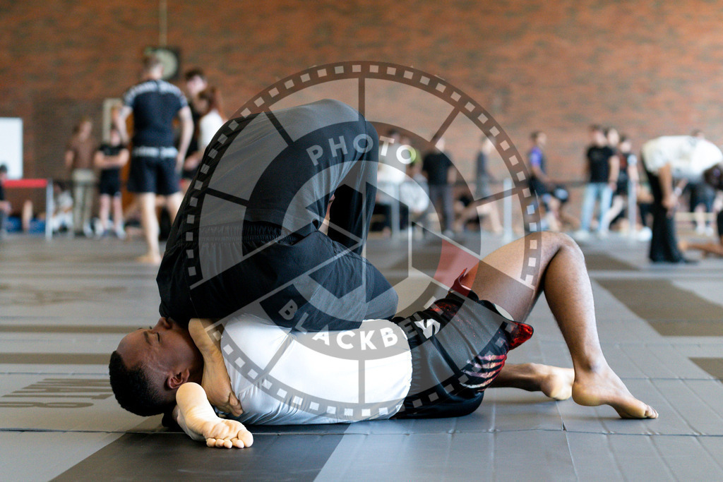 20240608PBB00680 | Fighters compete during the ILLCS VII summer edition luta livre competition in Hannover, Germany, on June 8, 2024.