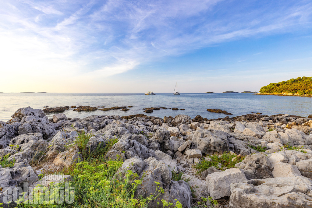 PS-Kroatien-2026-58 | Entdecke die größte Bildgalerie der Region mit Fotografien aus dem Allgäu, der Bodenseeregion, Oberschwaben, dem Donautal und der Schwäbischen Alb. Landschaften, Luftaufnahmen und Reisefotografie als Wandbild und Fotokunst. - Realisiert mit Pictrs.com