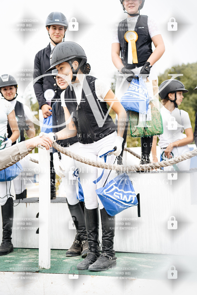CK705160 | Turnierfotografie Pferdefotografie Trier Rheinland-Pfalz Pferdesport Reitsport Tierfotografie Sportfotografie Pferdevideo Pferdevideografie Equestrianvideography equestrianphotography  - Realisiert mit Pictrs.com