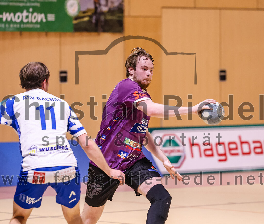 2024-11-24_073_SpVgg_Altenerding_gegen_ASV_Dachau | Erding, Deutschland, 24.11.2024:Handball, Bezirksoberliga Männer 2024 / 2025, 8. Spieltag, SpVgg Altenerding gegen ASV Dachau, Endergebnis: 30:23David Gierke (ASV Dachau, #11), Niklas Fleps (SpVgg Altenerding, #17)Foto: Christian Riedel / fotografie-riedel.net