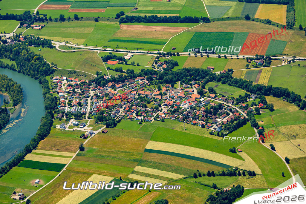 Aktuelles Luftbild von Seestall Fuchstal - Die Luftaufnahme wurde 2022 mittels UL-Flugzeug erstellt ( keine Drohne ) - hochauflösende Kamera-Systeme von  Canon -Beste Qualität - Für grossformatige Ausdrucke geeignet. Die Geschenkidee !