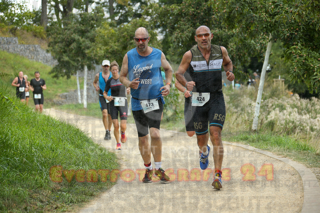 250824_1353_EX1_4096 | Sportfotografie im Rhein-Sieg Kreis, Köln, Bonn, NRW, Rheinland Pfalz, Hessen, etc. Unser Tätigkeitsfeld umfasst den Laufsport vom Volkslauf über den Marathon, Duathlon, Triathon bis zum Ultralauf wie Kölnpfad Ultra oder Schindertrail.