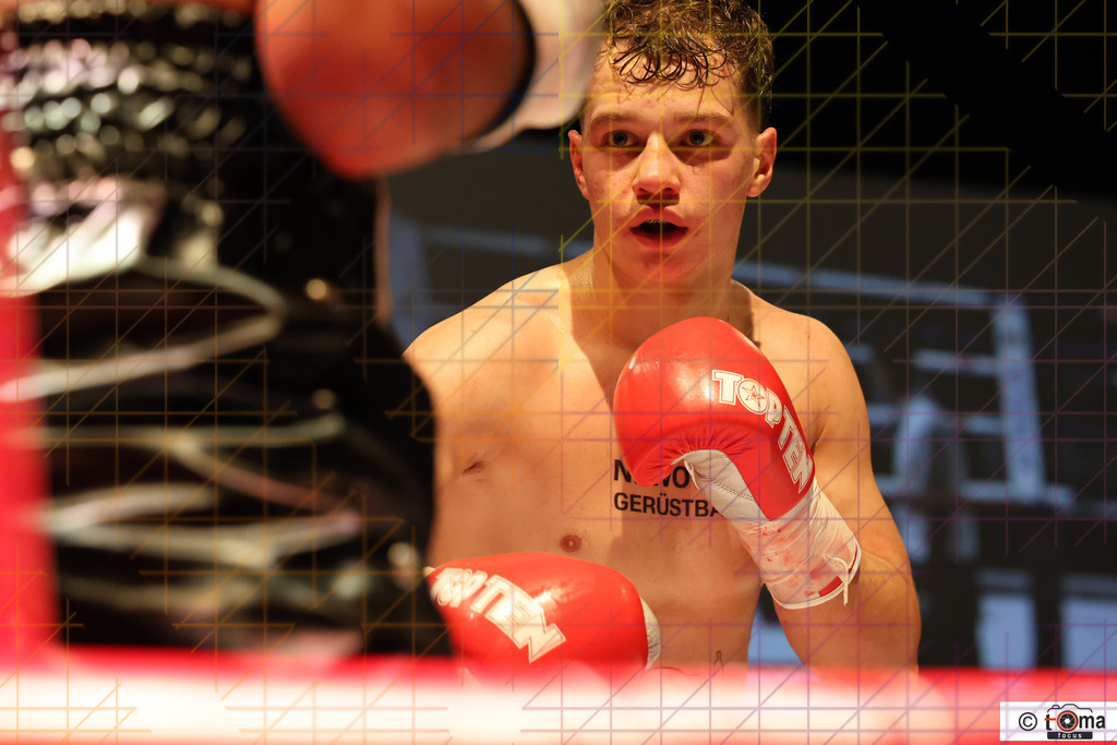 Faiz vs Arnold  25.04.2026 tomafocus Tb00121 | professionelle Sport- und Eventfotografie von Tomafocus – dynamische Bilder, emotionale Momente und hochwertige Aufnahmen für jeden Anlass. - Realisiert mit Pictrs.com