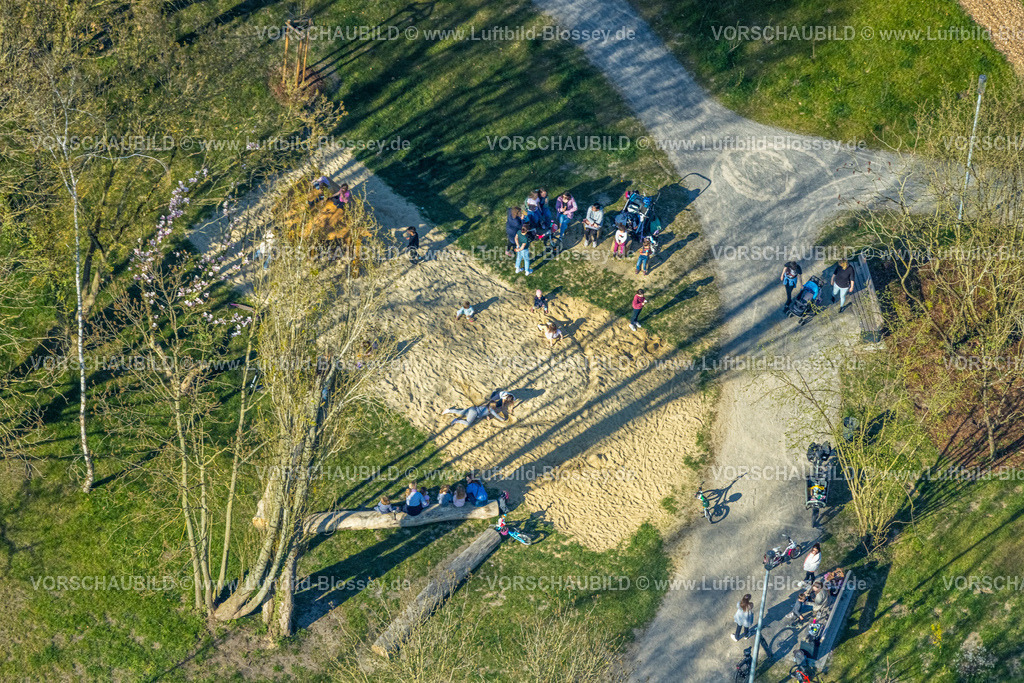 Selm250404696 | Luftbild, Spielplatz im Stephanuspark, Bork, Selm, Münsterland, Nordrhein-Westfalen, Deutschland