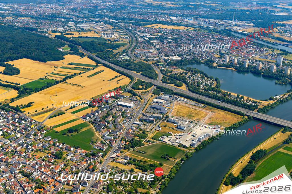 Das Luftbild zeigt :  Kleinostheim - Die Luftaufnahme wurde 2023 vom UL-Flugzeug aus erstellt ( keine Drohne ) - Hochauflösende Luftaufnahme - Für grossformatige Ausdrucke geeignet. Die Geschenkidee !Mit Lizenz und Bildrechte bestellbar