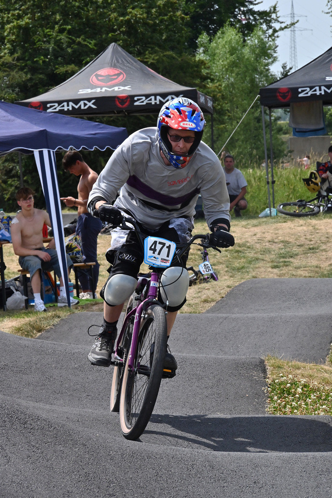 DSC_7378-cam-florian | German Pumptrack Series - Realisiert mit Pictrs.com