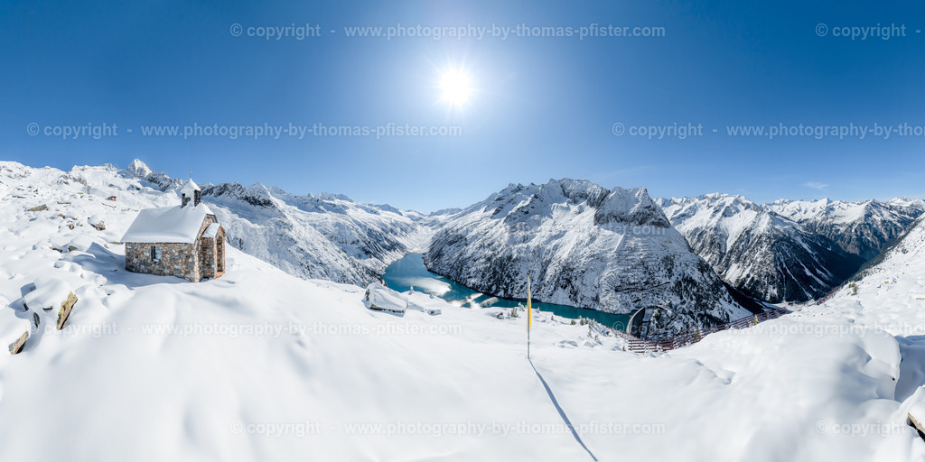 Valentinskapelle Zillergrund Schnee copyright  Thomas Pfister-1 | PHOTOGRAPHY BY THOMAS PFISTER