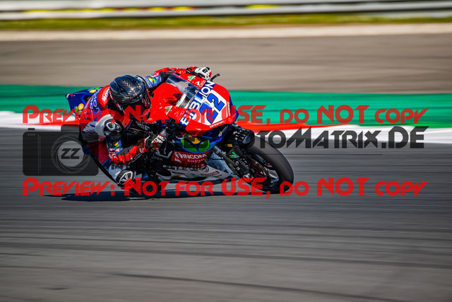 MaZZes_Fotomatrix-220422-94647 | Fotograf Mathias Schmid
Sportfotograf,
Eventfotograf,
Hochzeitsfotograf,
Portraitfotograf