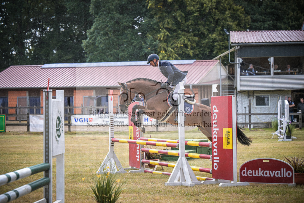DOS_1338 | Entdecke hochwertige Reitturnierfotos von Foto Oger. Professionell, emotional und authentisch – jetzt Lieblingsmomente im Shop bestellen.Deutschlandweite Turnierfotografie. - Realisiert mit Pictrs.com
