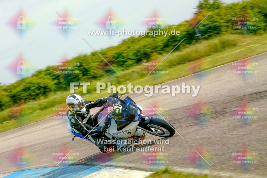 _MOT0733 | Hier findet Ihr Bilder von Touristenfahrten auf der Nürburgring Nordschleife oder von anderen Veranstaltungen die ich besucht habe. Viel Spass beim Durch Schauen 