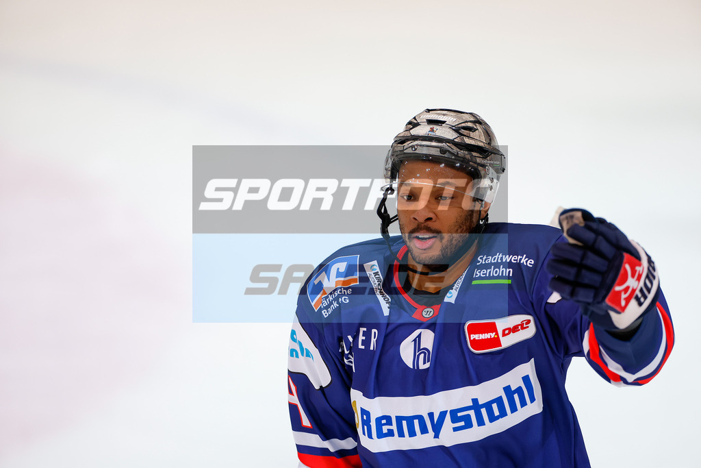 Iserlohn Roosters - Duesseldorfer EG | 
DEL: Iserlohn Roosters - Duesseldorfer EG - Realisiert mit Pictrs.com
