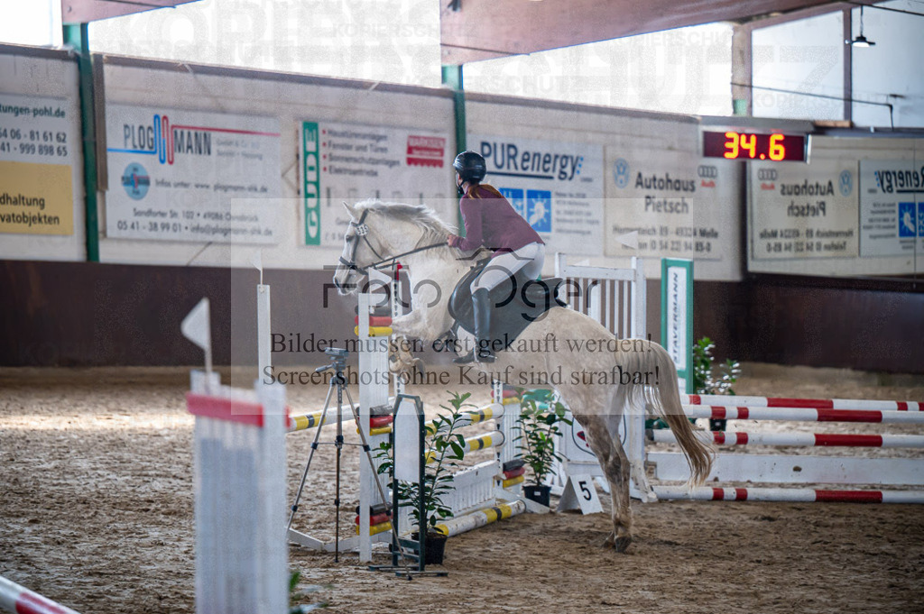 Hallenreittunier Voxtrup 2023 | Entdecke hochwertige Reitturnierfotos von Foto Oger. Professionell, emotional und authentisch – jetzt Lieblingsmomente im Shop bestellen.Deutschlandweite Turnierfotografie. - Realisiert mit Pictrs.com