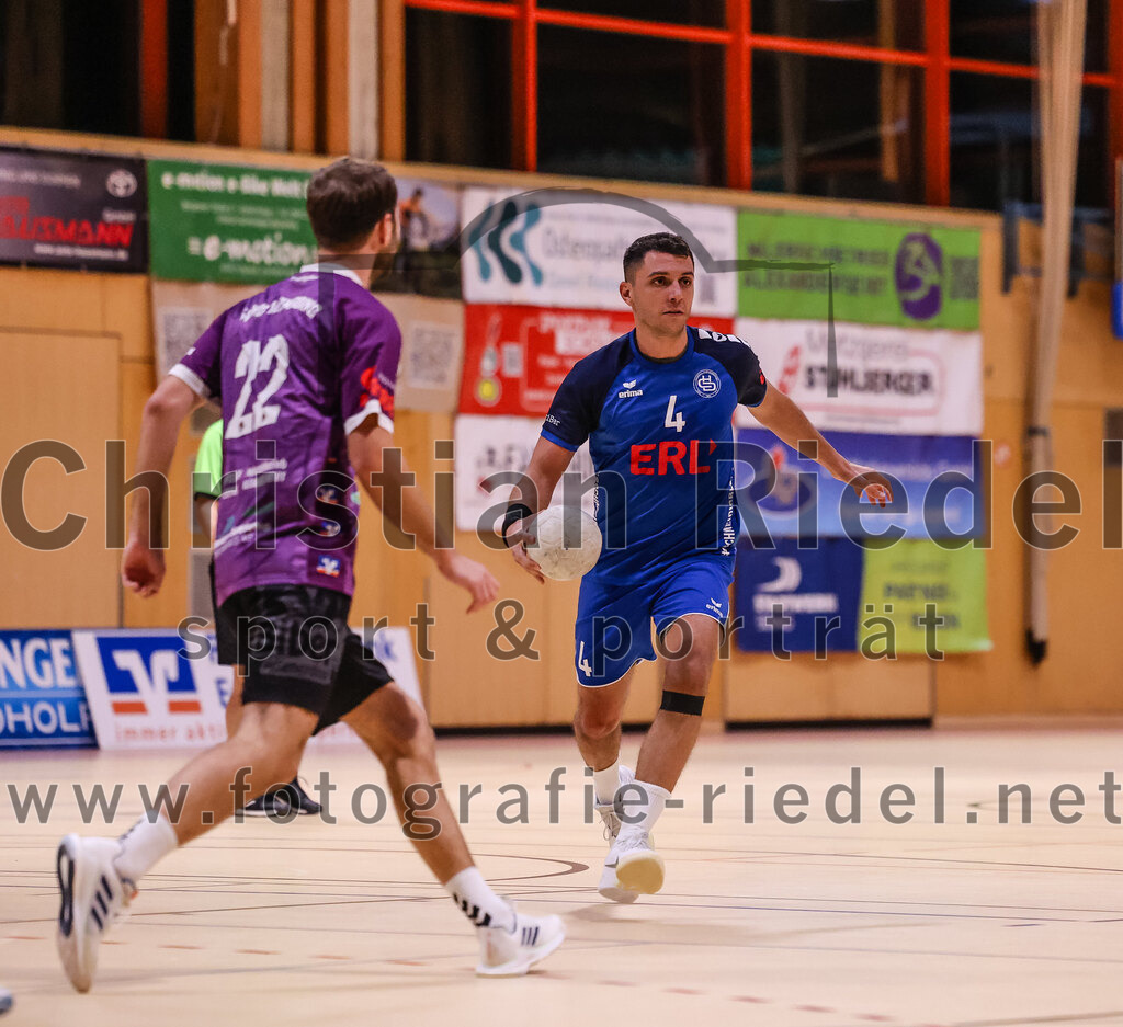 2024-11-09_012_SpVgg_Altenerding_II_gegen_HC_Deggendorf | Erding, Deutschland, 09.11.2024:Handball, Bezirksliga Männer Ost 2024 / 2025, 4. Spieltag, SpVgg Altenerding II gegen HC Deggendorf, Endergebnis: 25:24Foto: Christian Riedel / fotografie-riedel.net