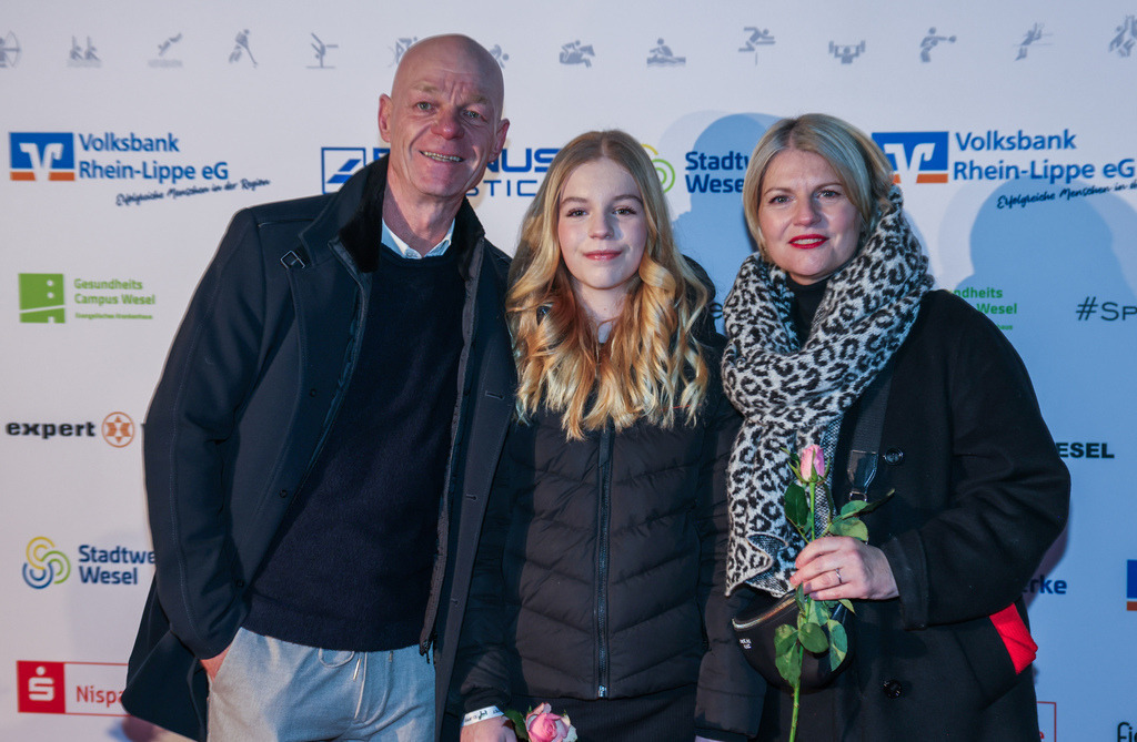 top-top.de250214-088 | Die 3. Weseler SportNacht, die große Sportgala mit Ehrungen der Weseler Sportler des Jahres 2024 findet am Freitag, den 14.02.2025 im Festzelt an der Rheinpromenade statt.Foto: Erwin Pottgiesser