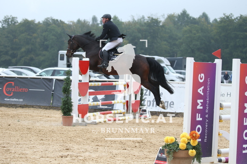 DL2Q4037 | Willkommen bei Brunnmayr - Design & Fotografie – Ihrem Spezialisten für Reitturniere und Pferdeveranstaltungen in Oberösterreich, Salzburg und Bayern! Seit über 17 Jahren sind wir leidenschaftlich dabei.