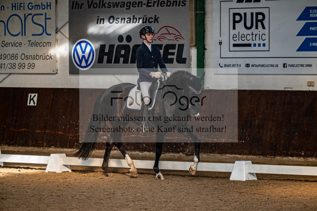 20240308-DOS_4563 | Entdecke hochwertige Reitturnierfotos von Foto Oger. Professionell, emotional und authentisch – jetzt Lieblingsmomente im Shop bestellen.Deutschlandweite Turnierfotografie. - Realisiert mit Pictrs.com