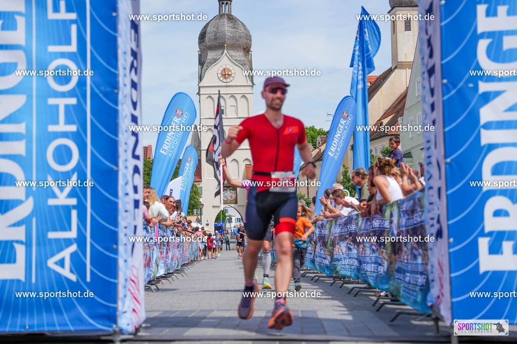 DSC04892 | Stadttriathlon Erding 2025. #yourpictrs #sportshot_your_pictrs @Sportshotphotography #stadttriathlonerding Copyright: www.sportshot.de