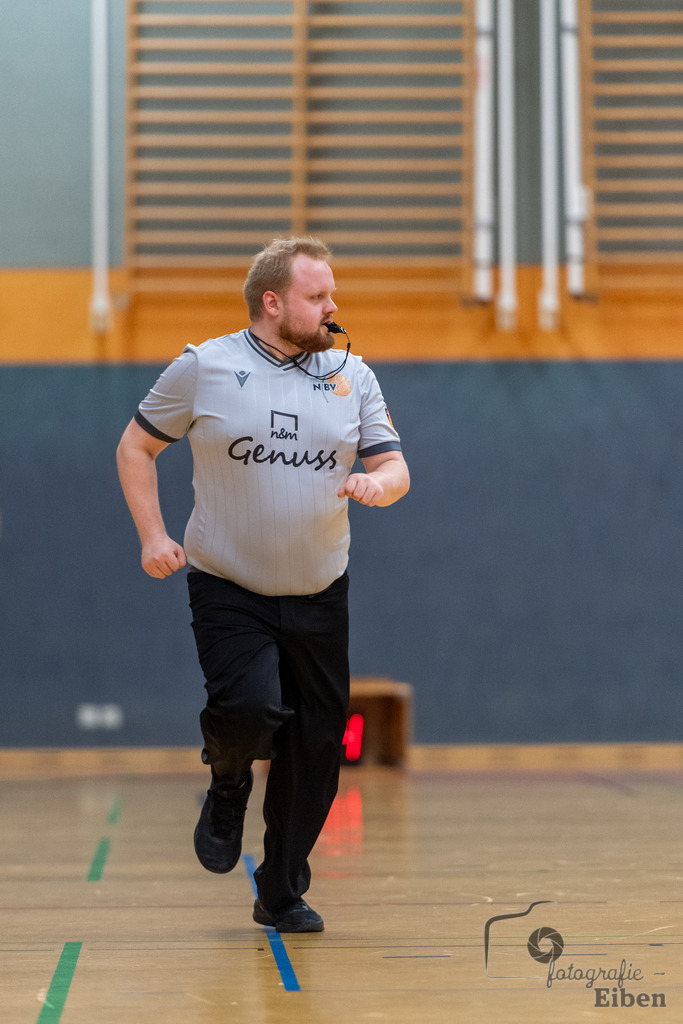 Wattworms Edewecht-Lions Ofenerdiek | Wattworms Edewecht (weiß)-Lions Ofenerdiek (blau) am 22.02.2026 in Edewecht (Heinz-zur-Jührden-Halle); Photo: Philip Eiben 2025 - Realisiert mit Pictrs.com