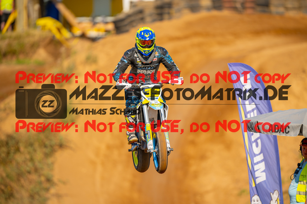 MaZZes-Fotomatrix-20260815-601563 | S2