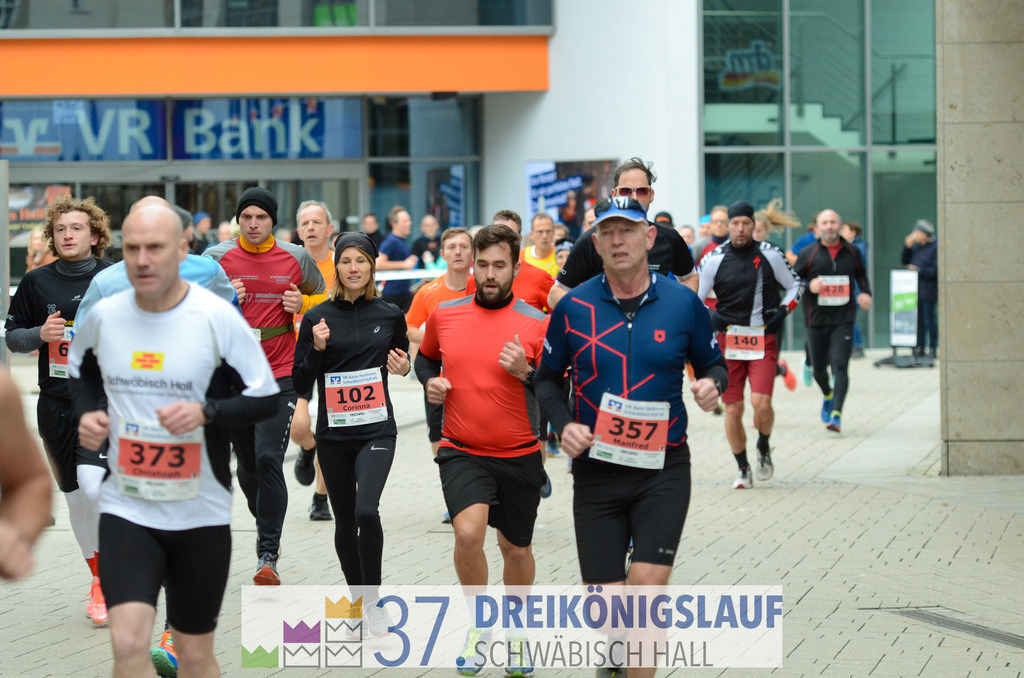 VR Bank Hauptlauf 10000m | 3 Koenigslauf 2023 - Realisiert mit Pictrs.com