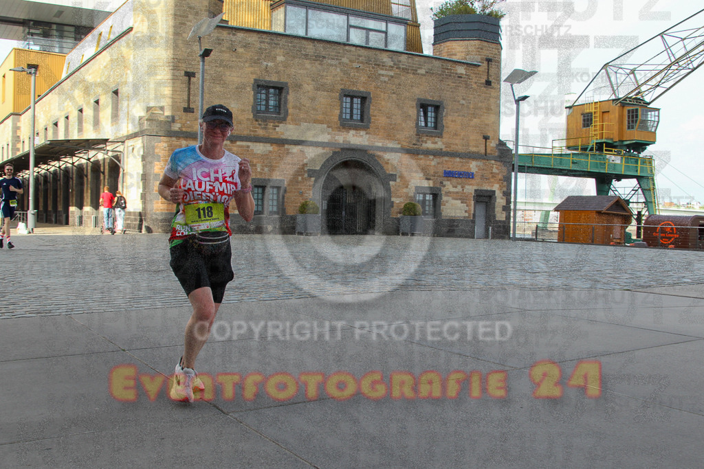 250920_1545_EV4_9531 | Sportfotografie im Rhein-Sieg Kreis, Köln, Bonn, NRW, Rheinland Pfalz, Hessen, etc. Unser Tätigkeitsfeld umfasst den Laufsport vom Volkslauf über den Marathon, Duathlon, Triathon bis zum Ultralauf wie Kölnpfad Ultra oder Schindertrail.