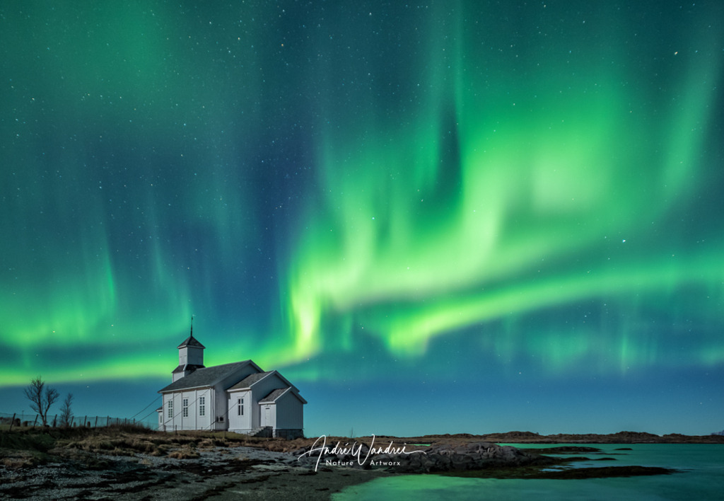 Polarlicht über Gimsoy | Andre Wandrei - Nature Artworx - Realisiert mit Pictrs.com