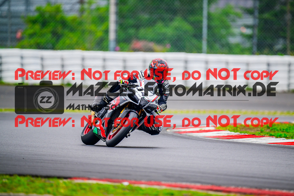 MaZZes_FotoMatrix_240804_6007705_6809 | Fotograf Mathias Schmid
Sportfotograf,
Eventfotograf,
Hochzeitsfotograf,
Portraitfotograf